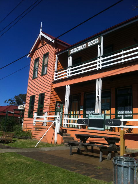 Dromedary Hotel - Accommodation Perth 0