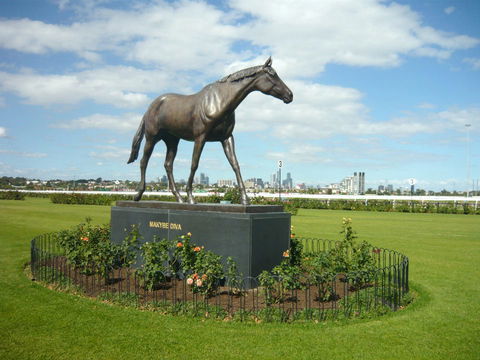 Racecourse Hotel Flemington - Accommodation Perth 0