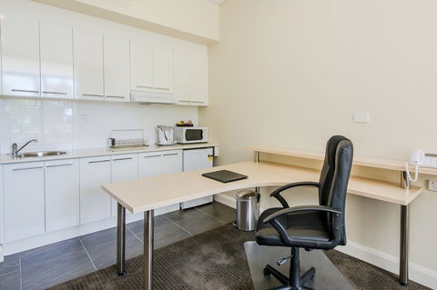 Belconnen Way Motel And Serviced Apartments - Accommodation Perth 4