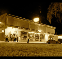 Queensland Hotel - Accommodation Perth