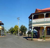 Commercial Hotel Ulmarra - Accommodation Perth