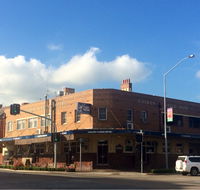 Golden Fleece Hotel - Accommodation Perth