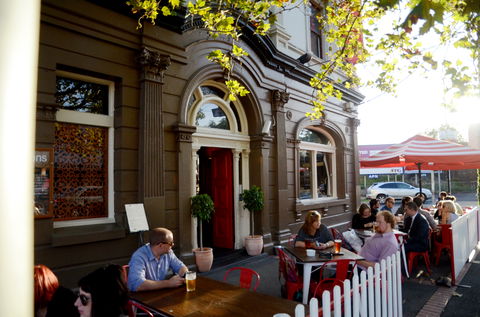 Doutta Galla Hotel - Accommodation Perth 1