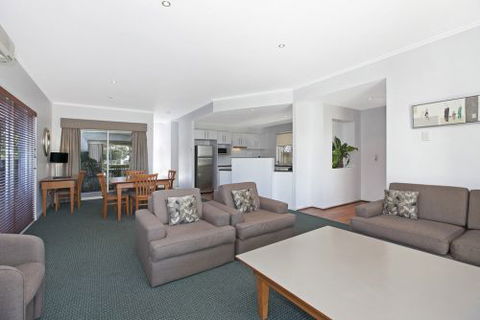 Comfort Inn & Suites Northgate - Accommodation Perth 1