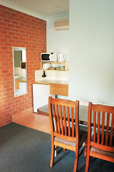 Catalina Motel Lake Macquarie - Perth Resorts 4