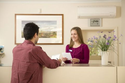 Golden Chain Welcome Inn 277 - Accommodation Perth 0