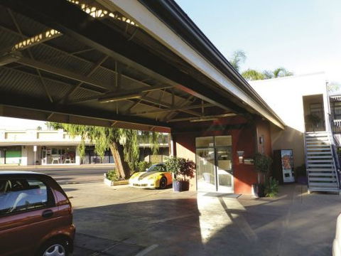 Golden Chain Welcome Inn 277 - Accommodation Perth 1