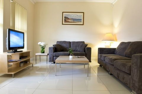 Golden Chain Welcome Inn 277 - Accommodation Perth 4