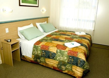 Golden Chain Welcome Inn 277 - Accommodation Perth 5