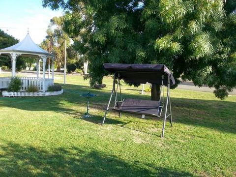 Gazebo Motor Inn - Accommodation Perth 0