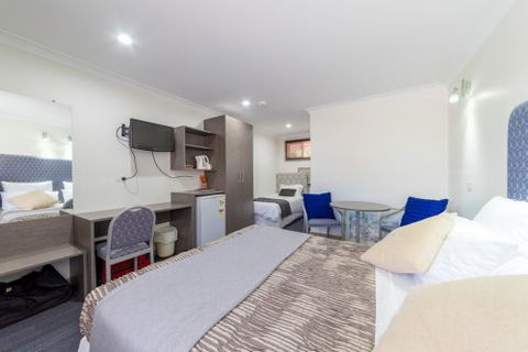 Sapphire Palms Motel - Accommodation Perth 3