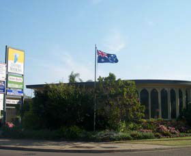Country Motor Inn - Accommodation Perth 0