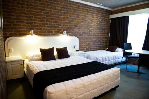 Cousins Motor Inn - Accommodation Perth 17