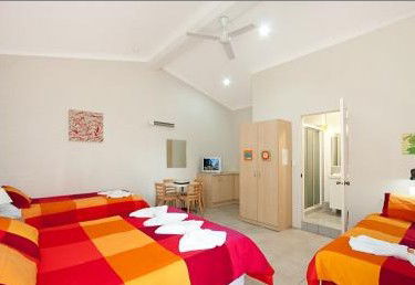 Pacific Palms Motel - Accommodation Perth 0
