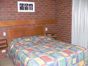 Two Rivers Motel - Accommodation Perth 0