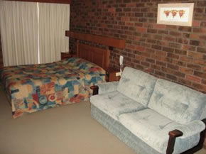 Two Rivers Motel - Accommodation Perth 3