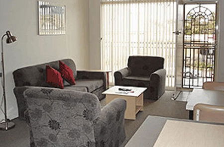 Glenelg Holiday Apartments-Corfu - Accommodation Perth 2