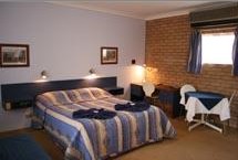 Deer Park Motor Inn - Accommodation Perth 1