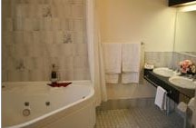 Deer Park Motor Inn - Accommodation Perth 3