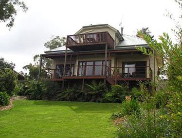Valley Of The Waters - Accommodation Perth 2