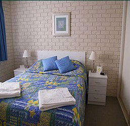 Capri Apartments - Accommodation Perth 2
