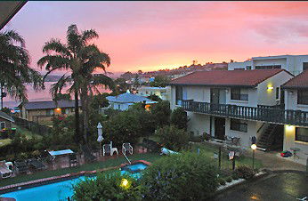 Capri Apartments - Accommodation Perth 4