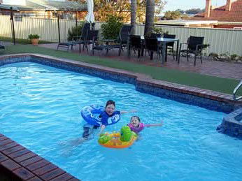 Capri Apartments - Accommodation Perth 5