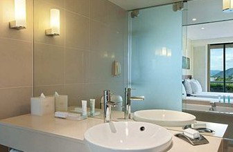 Hilton Cairns - Accommodation Perth 4