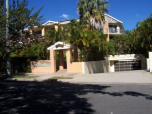 Coolamon Apartments - Accommodation Perth 2