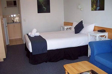 Aspley Motor Inn - Accommodation Perth 0
