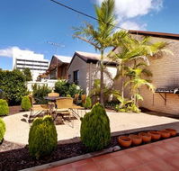 Asters On James Motor Inn - Accommodation Perth
