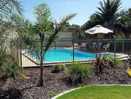 Renmark Motor Inn - Accommodation Perth 0