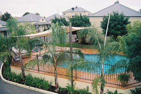 Bridges On Meninya Motel & Apartments - Accommodation Perth 0