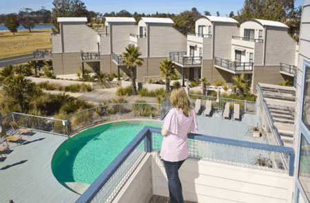 Corrigans Cove Apartments - thumb 3