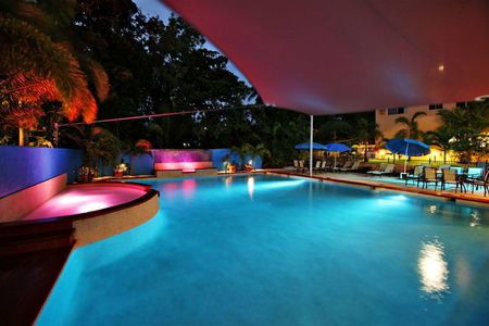 Central Plaza Port Douglas - Accommodation Perth 0