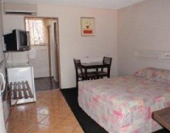 Paradise Lodge Motel - Accommodation Perth 2