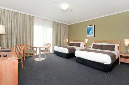 Quality Hotel Woden - Accommodation Perth 2