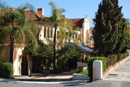 Captain Stirling Hotel - Accommodation Perth 0