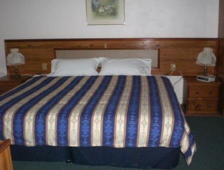 Boronia Holiday Lodge - Accommodation Perth 1