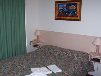 Rainbow Motel - Accommodation Perth 0