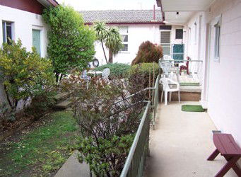 Rainbow Motel - Accommodation Perth 1