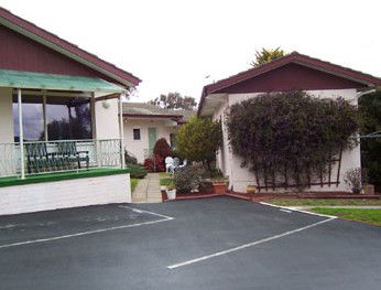 Rainbow Motel - Accommodation Perth 4