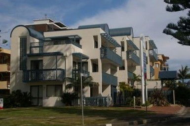 Beach House Holiday Apartments - Accommodation Perth 0