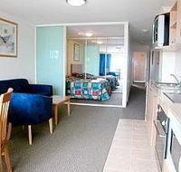 The Entrance Waldorf Apartments - Accommodation Perth