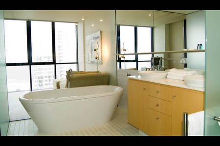 Aria Apartments Broadbeach - Accommodation Perth 10