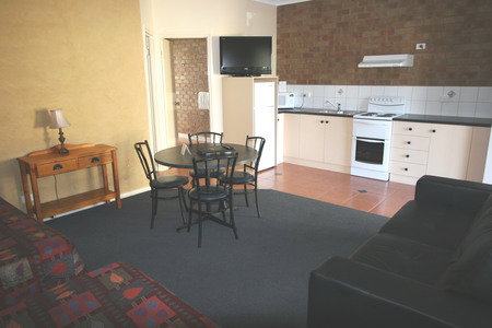 Bridges On Meninya Motel & Apartments - Accommodation Perth 4