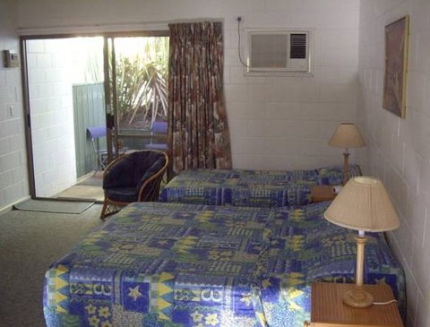 Ti Tree Holiday Apartments - Accommodation Perth 0