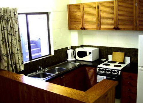 Ti Tree Holiday Apartments - Accommodation Perth 3