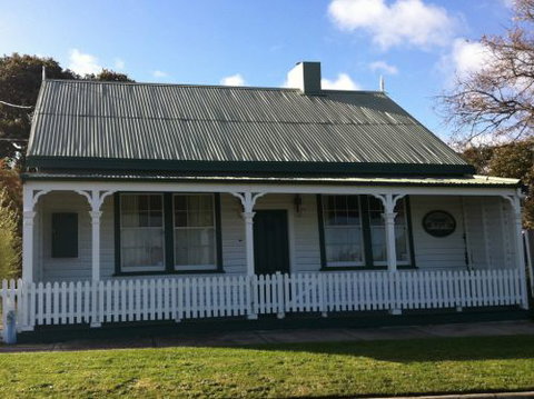 Ben Hyron's Cottage - Accommodation Perth 0