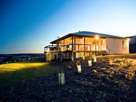 Captain's Rest - Accommodation Perth 0